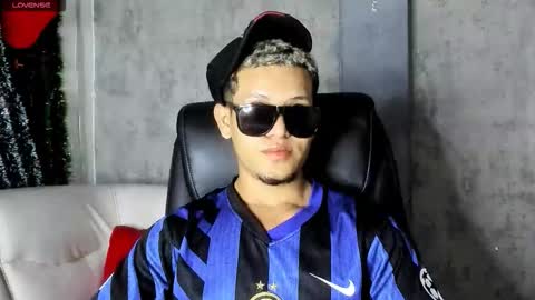 Manuel online show from 01/14/26, 02:28