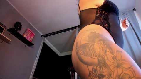 manuela_jaramillo online show from 02/21/25, 06:07