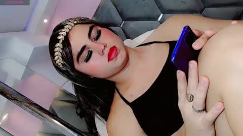 Snapshot of manuela_kingsley chatting on 02/01/25, 06:08 Manuela Kingsley online show from 02/01/25, 06:08