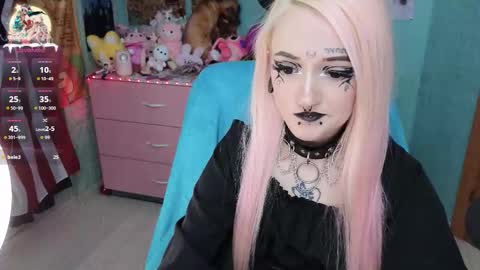 Snapshot of manuela_unicorn chatting on 01/13/26, 09:20 Manuela online show from 01/13/26, 09:20