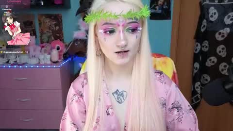 Snapshot of manuela_unicorn chatting on 03/10/26, 04:06 Manuela online show from 03/10/26, 04:06