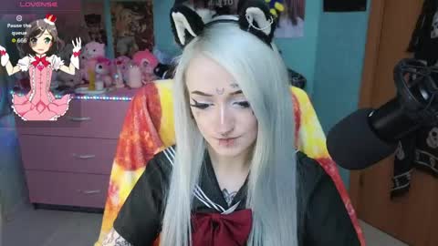 Manuela online show from 04/26/26, 08:06