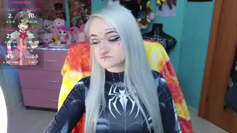 Manuela online show from 04/28/26, 08:58