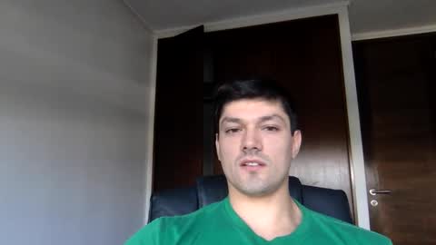 Snapshot of manuelgasdcon chatting on 11/17/25, 02:45 manuelgasdcon online show from 11/17/25, 02:45