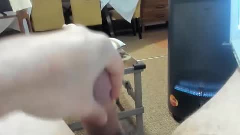 Snapshot of manumanu8585 chatting on 02/20/26, 09:10 manumanu8585 online show from 02/20/26, 09:10