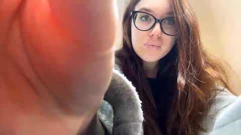 manymonrow online show from 03/17/26, 06:06