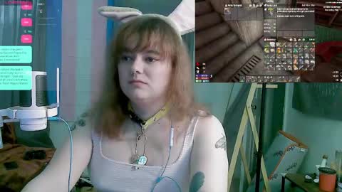 Snapshot of maplebeesticky chatting on 03/24/26, 12:37 Maple online show from 03/24/26, 12:37