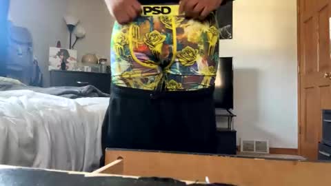 Snapshot of mar90201 chatting on 03/23/26, 08:13 Mar online show from 03/23/26, 08:13