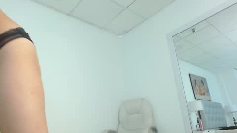 Snapshot of mar_gh chatting on 12/21/24, 08:10   online show from 12/21/24, 08:10