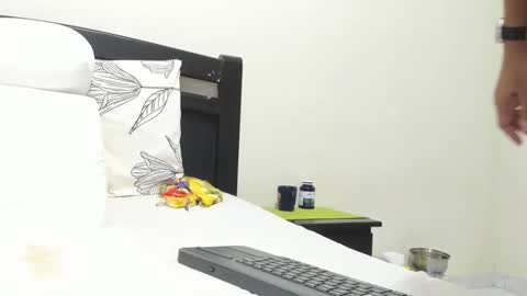 Snapshot of mara2020xxx69 chatting on 10/24/25, 02:57 Mara online show from 10/24/25, 02:57