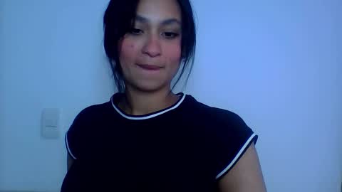 Snapshot of mara_daves chatting on 10/23/25, 06:28 Mara online show from 10/23/25, 06:28