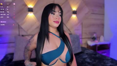 Snapshot of mara_martinez chatting on 01/06/26, 05:22 online show from 01/06/26, 05:22