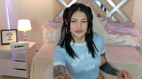 Snapshot of mara_saenzz chatting on 02/21/26, 01:50 Mara Saenz online show from 02/21/26, 01:50