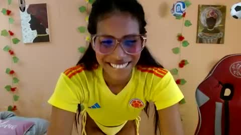 Snapshot of mara_summer chatting on 06/17/26, 01:34 Mara 3 online show from 06/17/26, 01:34