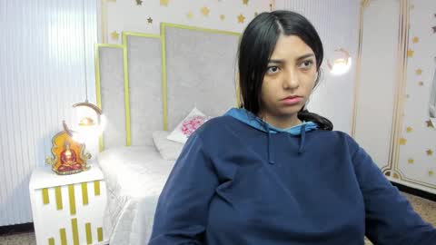 Snapshot of maraluna_ chatting on 11/30/25, 11:03 Maraluna online show from 11/30/25, 11:03