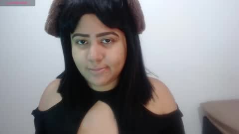 Mara Silk online show from 09/17/25, 12:40