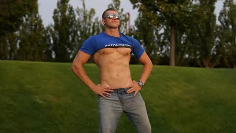 Snapshot of marc105100 chatting on 05/17/26, 12:01 alex marvelxx online show from 05/17/26, 12:01