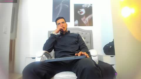 Marc Ruffalo online show from 04/28/26, 11:26