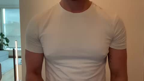 Snapshot of marcb212 chatting on 02/23/25, 11:22 marcb212 online show from 02/23/25, 11:22