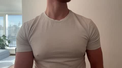 Snapshot of marcb212 chatting on 03/08/25, 11:16 marcb212 online show from 03/08/25, 11:16