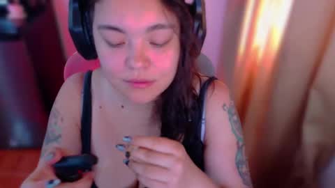 Snapshot of marcela2101s chatting on 10/13/25, 07:03 marcela2101s online show from 10/13/25, 07:03
