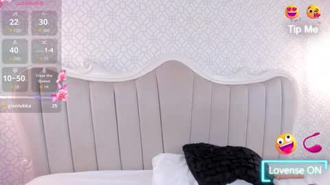 Marcela Cortes online show from 10/11/25, 09:13