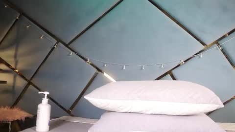 marcela_rojas online show from 06/11/26, 11:41