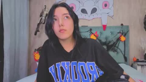 Marcela online show from 10/29/25, 09:05