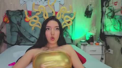 Marcela online show from 10/30/25, 08:31