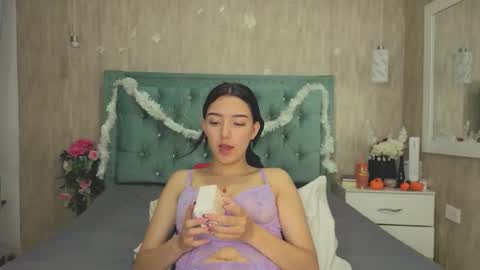 Marcela online show from 11/26/25, 07:26