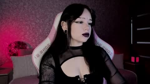 Snapshot of marceline_red chatting on 04/20/26, 12:41 Lady Marceline online show from 04/20/26, 12:41