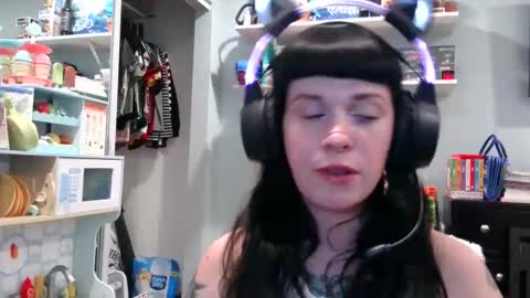 Snapshot of marcelinealtaria chatting on 02/05/25, 04:16 MarcelineAltaria online show from 02/05/25, 04:16