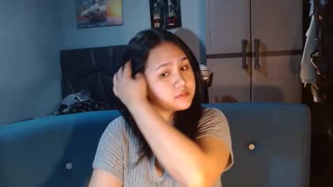 Snapshot of marcella_rai chatting on 03/21/26, 01:58 Rai online show from 03/21/26, 01:58