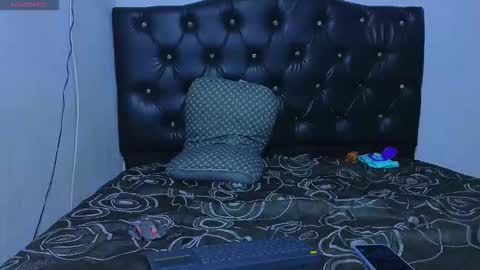 marcelo_boy online show from 12/17/25, 06:52