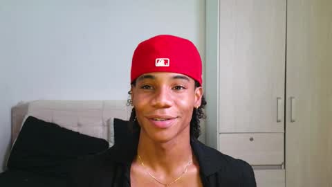 Snapshot of marcelo_dosantos77 chatting on 03/12/26, 07:09 MARCELO online show from 03/12/26, 07:09