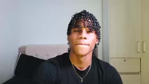 Snapshot of marcelo_dosantos77 chatting on 03/13/26, 10:05 MARCELO online show from 03/13/26, 10:05