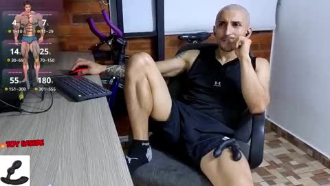 Marck  Independent model  online show from 11/21/25, 01:59