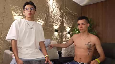 Marco and Ethan online show from 10/03/25, 08:22