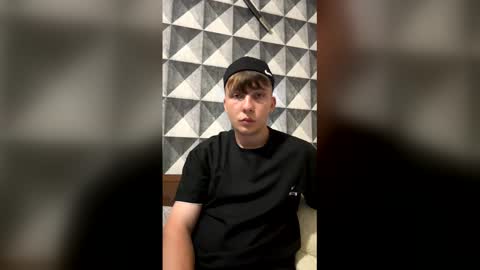 Snapshot of marcus_euphoria_ chatting on 06/10/26, 06:29 Call me Marcus online show from 06/10/26, 06:29