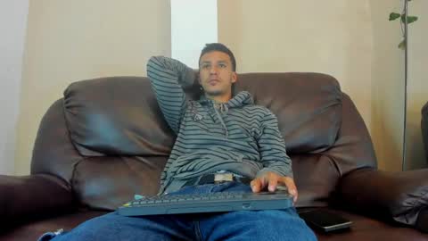Snapshot of marcus_jeron chatting on 05/06/26, 12:30 marcus_jeron online show from 05/06/26, 12:30