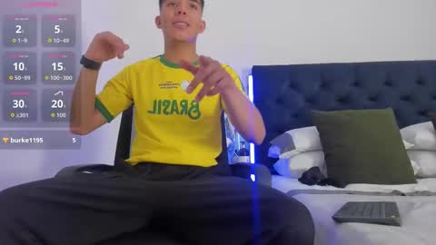 marcus_moreno online show from 12/17/25, 04:07