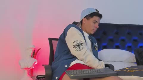 marcus_moreno online show from 02/25/26, 12:53