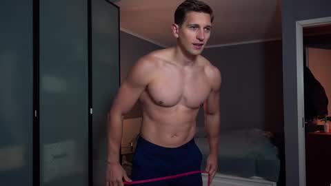 Snapshot of marcusdiamond chatting on 10/27/25, 04:11 Marcus Diamond online show from 10/27/25, 04:11