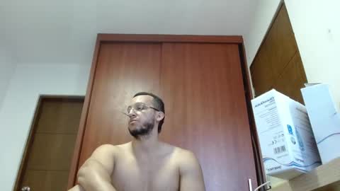 Snapshot of marcusmilarc chatting on 11/02/25, 08:11 online show from 11/02/25, 08:11