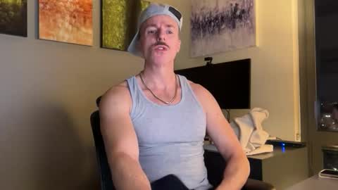 Snapshot of marcusripped1 chatting on 12/21/25, 11:12 Marcus online show from 12/21/25, 11:12