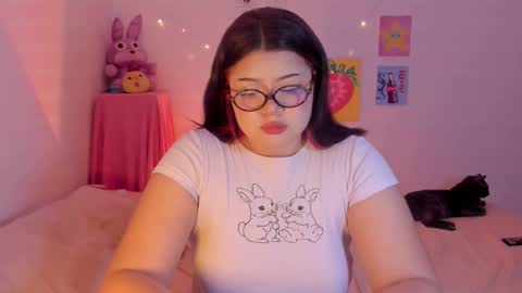 Snapshot of marcy_grey chatting on 03/24/26, 10:59 danna online show from 03/24/26, 10:59