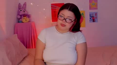 Snapshot of marcy_grey chatting on 03/25/26, 09:10 danna online show from 03/25/26, 09:10