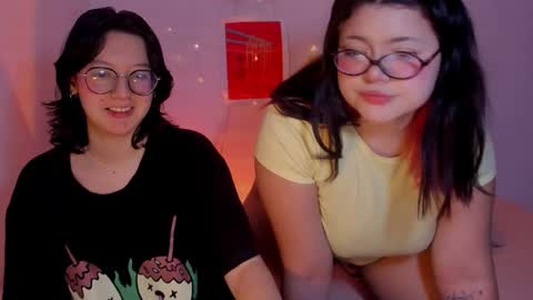 Snapshot of marcy_grey chatting on 03/28/26, 12:32 danna online show from 03/28/26, 12:32