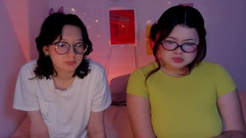 Snapshot of marcy_grey chatting on 03/30/26, 12:55 danna online show from 03/30/26, 12:55