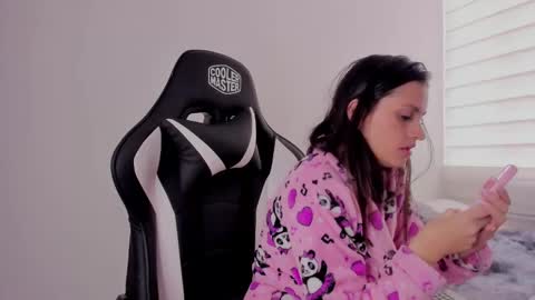 Maria online show from 02/11/25, 06:33